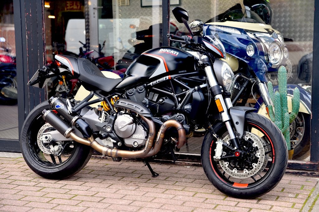 DUCATI MONSTER 821 DARK STEALTH ***MOTOVERTE.BE***, Entreprise, Occasion, 2 cylindres, 821 cm³