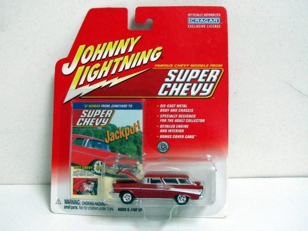 '57 Chevy Nomad Super Chevy Magazine Johnny Lightning 2002, Enlèvement ou Envoi, Neuf, Voiture, Autres marques