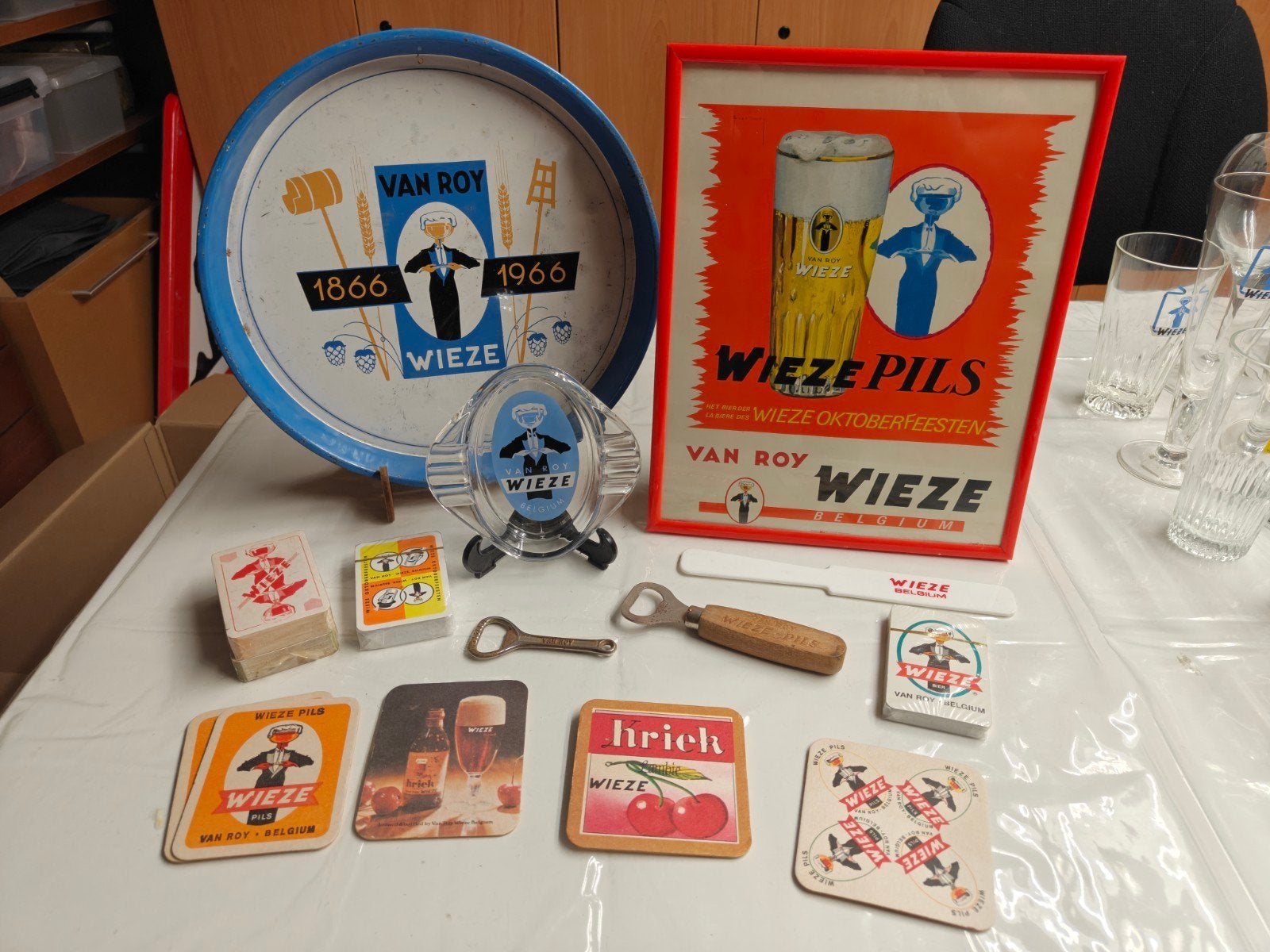 Wieze Van Roy collectie, Verzamelen, Ophalen