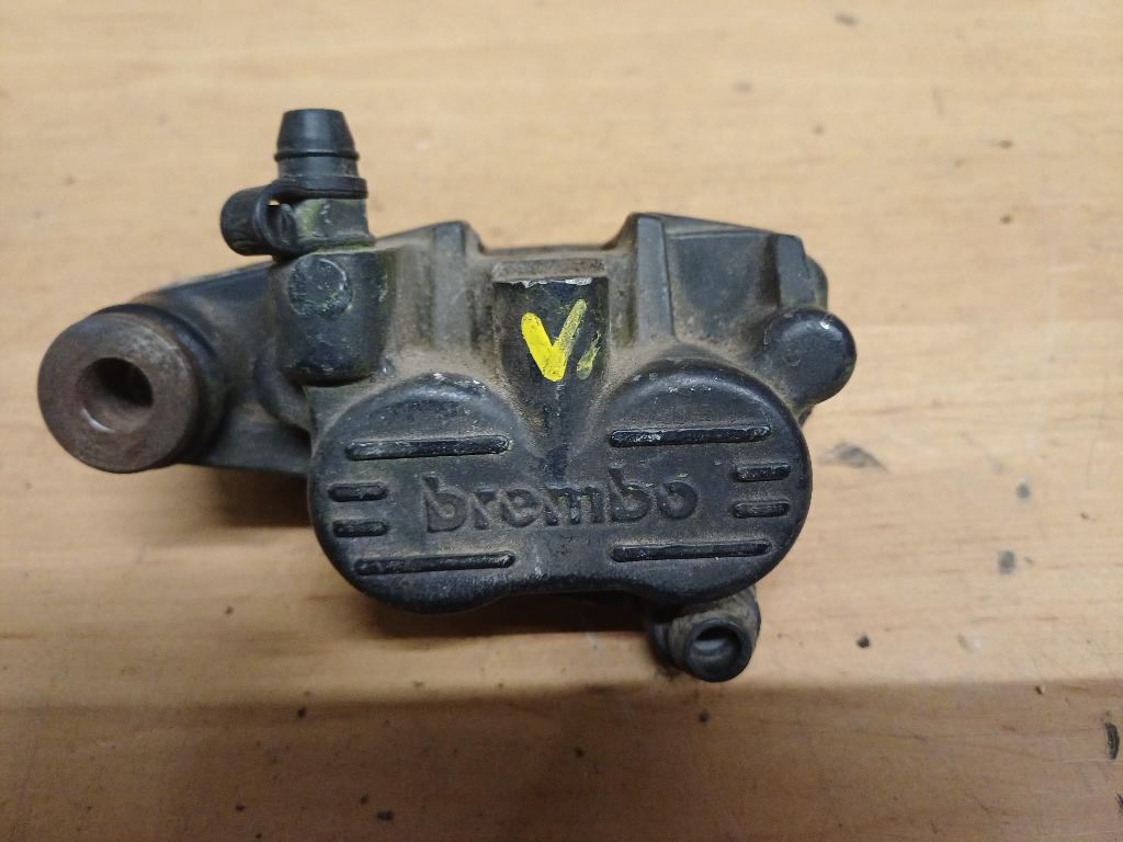 cagiva w8 125 van '90-'91 remklauw, Enlèvement, Utilisé
