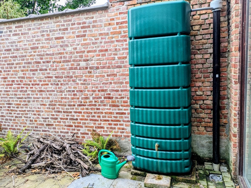 Regenton groen, 650 liter, met vulautomaat en kraantje, Ophalen, Kunststof, Gebruikt, Met kraantje