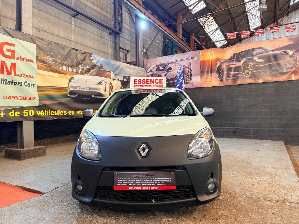 Renault Twingo 1.1i Airco V.E.D.A, Twingo, https://public.car-pass.be/vhr/18f42d17-5047-4a6a-a63b-7327be85769c, Geel, 55 kW