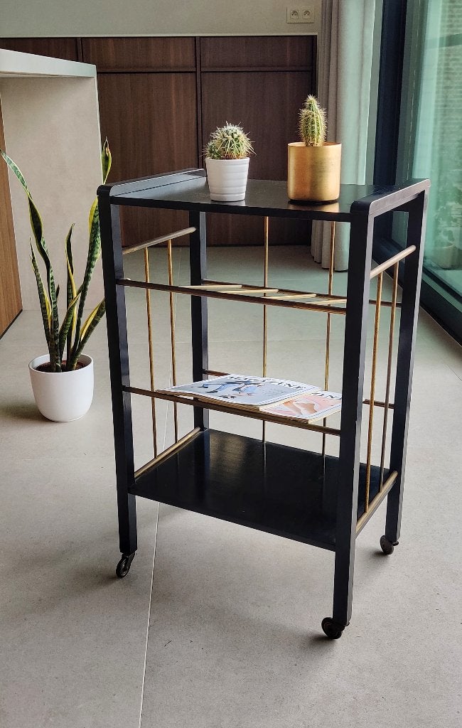 Prachtige vintage magazinehouder / bijzettafel, Huis en Inrichting, Op wieltjes, Ophalen, Zo goed als nieuw, Vintage