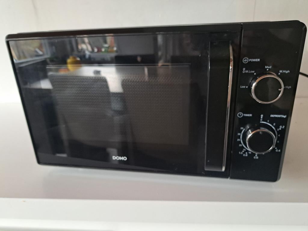 Domo microwave, Elektronische apparatuur, Microgolfovens, Ophalen