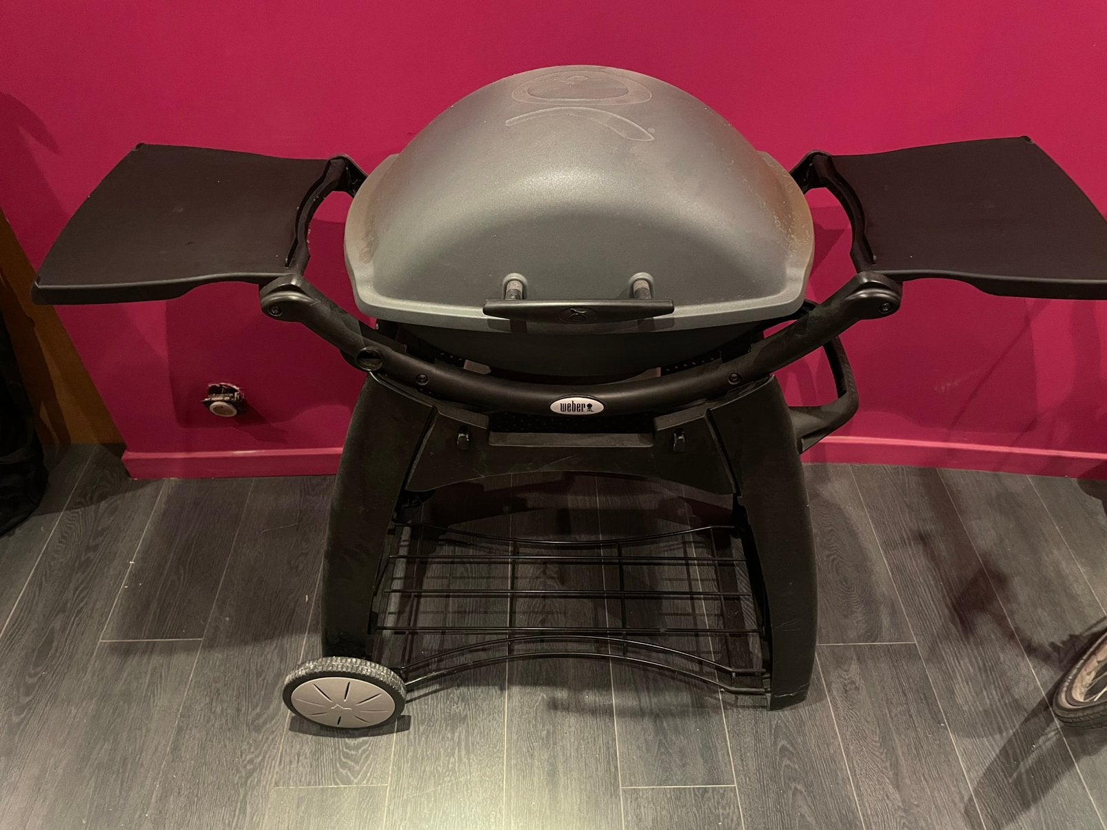 Electric bbq weber, Tuin en Terras, Elektrische barbecues, Ophalen, Zo goed als nieuw