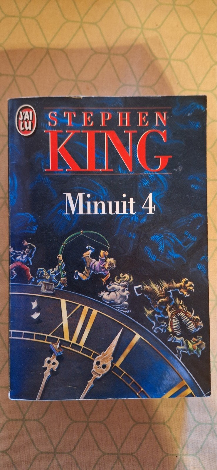 Minuit 4, Enlèvement