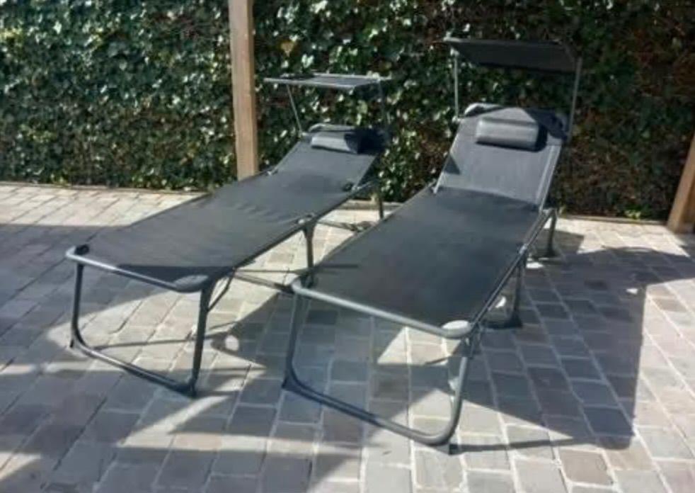 2 x grijze LIVARNO® aluminium ligstoelen Houston €60,00, Tuin en Terras, Ophalen of Verzenden, Zo goed als nieuw, Aluminium, Verstelbaar