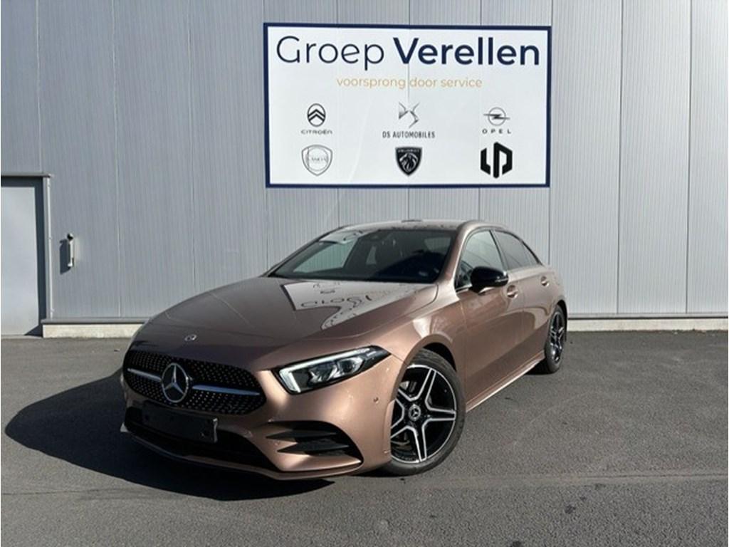 Mercedes-Benz A 180 A180 AMG Line Sedan, Auto's, Parkeersensor, Overige kleuren, Bedrijf, 5 deurs
