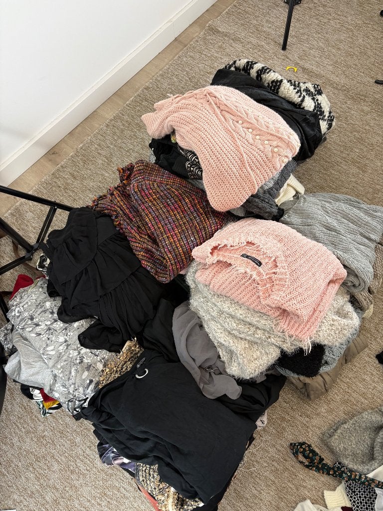Lot de 72 vêtements femme taille L, Enlèvement, Comme neuf, Taille 42/44 (L)