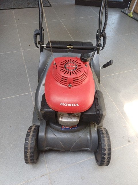 honda grasmaaier in goede staat hrx476c, Tuin en Terras, Grasmaaiers, Ophalen, Cirkelmaaier, Honda, Gebruikt