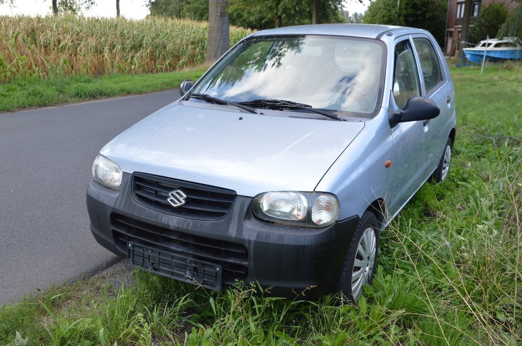 suzuki alto gekeurd 1100cc 1850 euro, Auto's, 46 kW, 5 deurs, Particulier, Alto