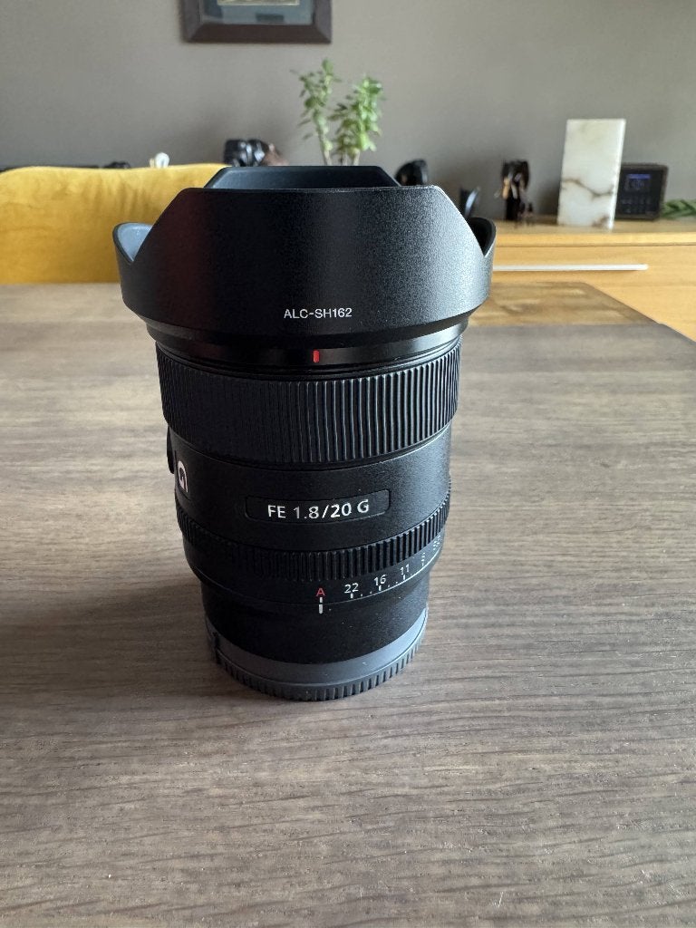 SONY FE 1.8/20mm - G OSS, TV, Hi-fi & Vidéo, Sony, Comme neuf, Enlèvement, 20 mm