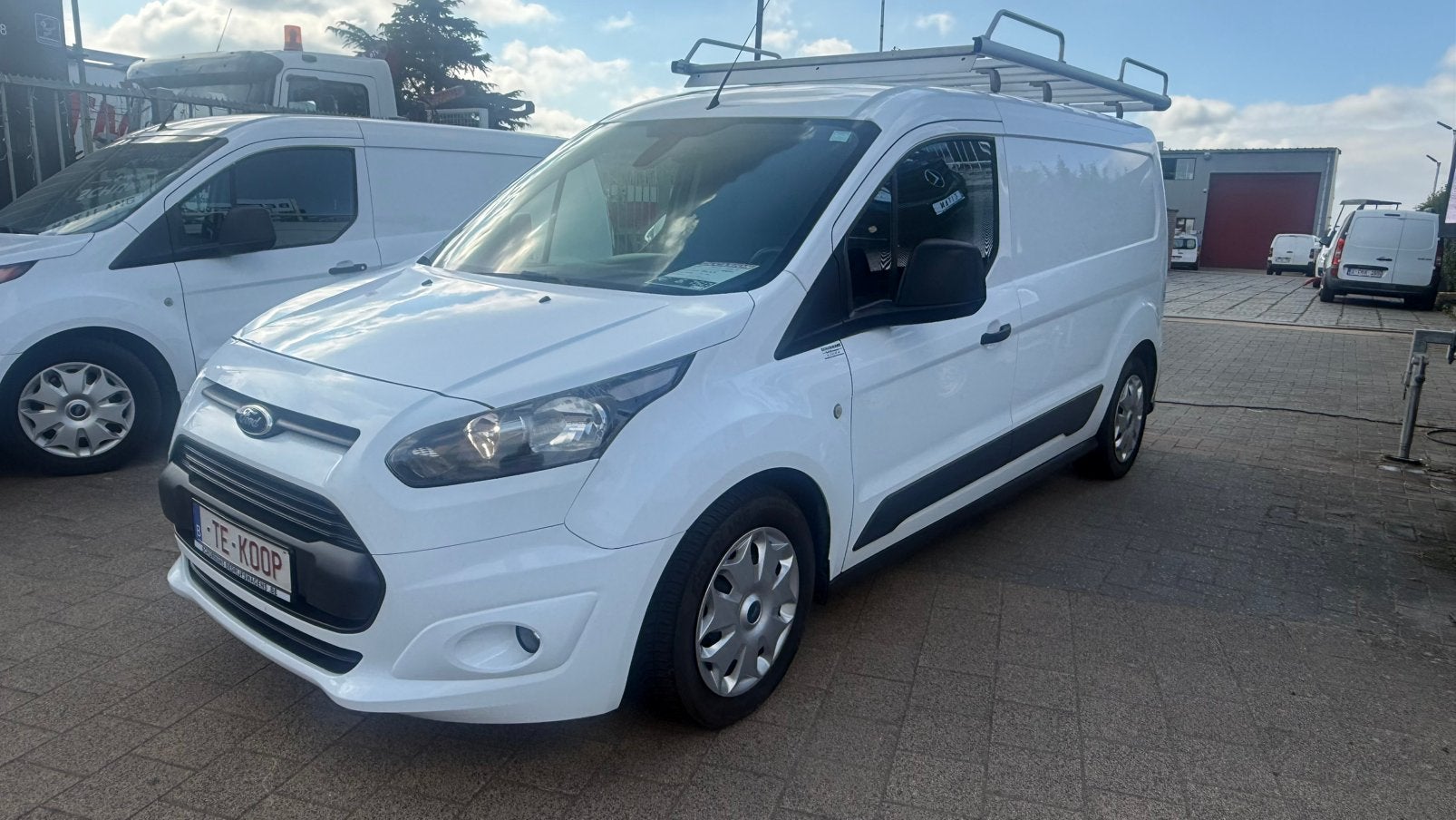 Ford Connect maxi lang, Auto's, Bestelwagens en Lichte vracht, Voorwielaandrijving, Euro 5, Zwart, 4 cilinders