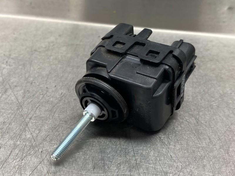PHARE MOTEUR Mazda CX-5 (KE,GH) (01-2011/10-2017), Utilisé, Mazda
