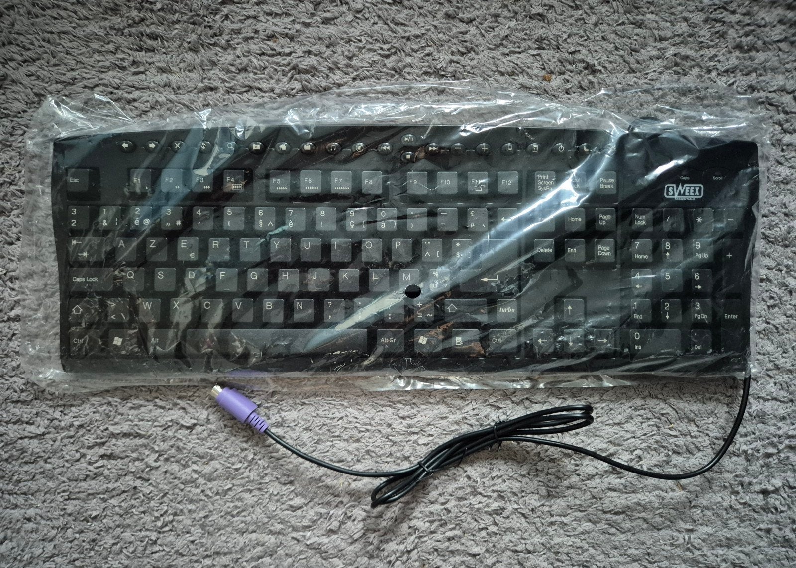 Clavier filaire Sweex AZERTY - Prise ronde violette (PS/2), Informatique & Logiciels, Neuf, Enlèvement ou Envoi, Azerty, Sweex