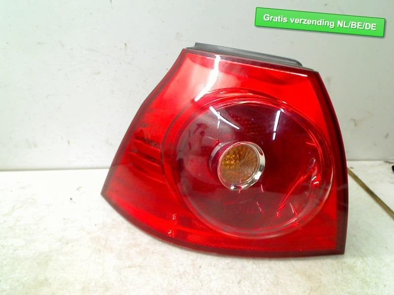 ACHTERLICHT LINKS origineel Golf V (1K1) (1K6945095J), Gebruikt, Volkswagen, Volkswagen AG, Kundenbetreuung@volkswagen.de