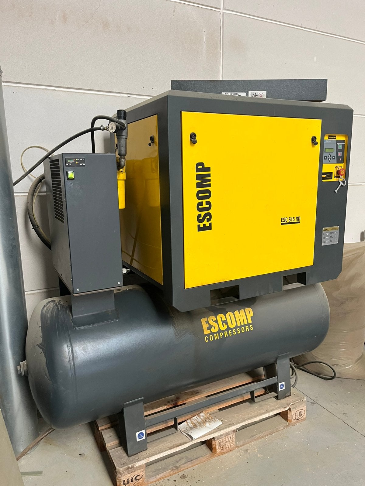 Compressor ESC S15, Zakelijke goederen, Ophalen