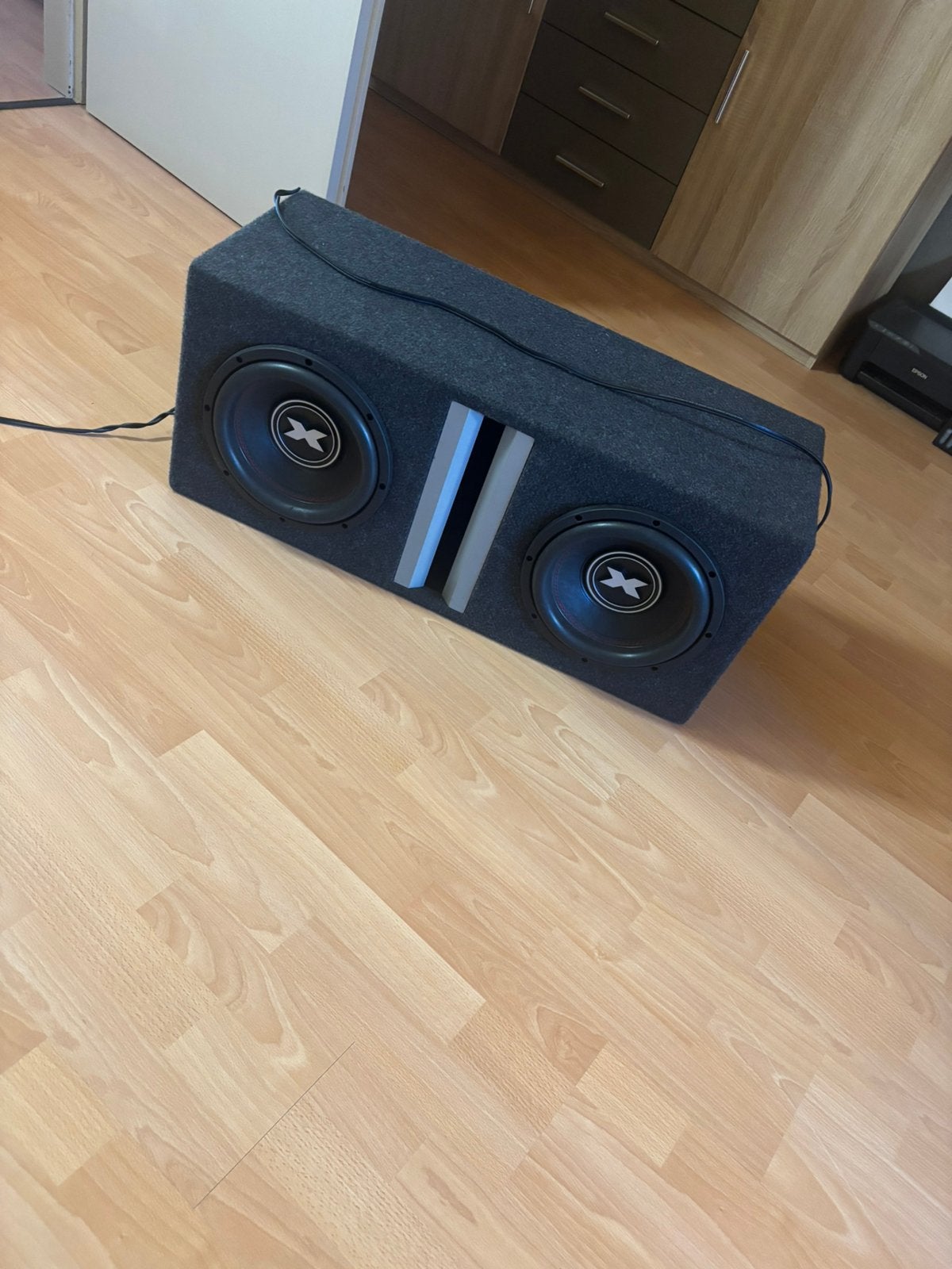 Subwoofer quantum, Auto diversen, Autospeakers, Ophalen, Zo goed als nieuw