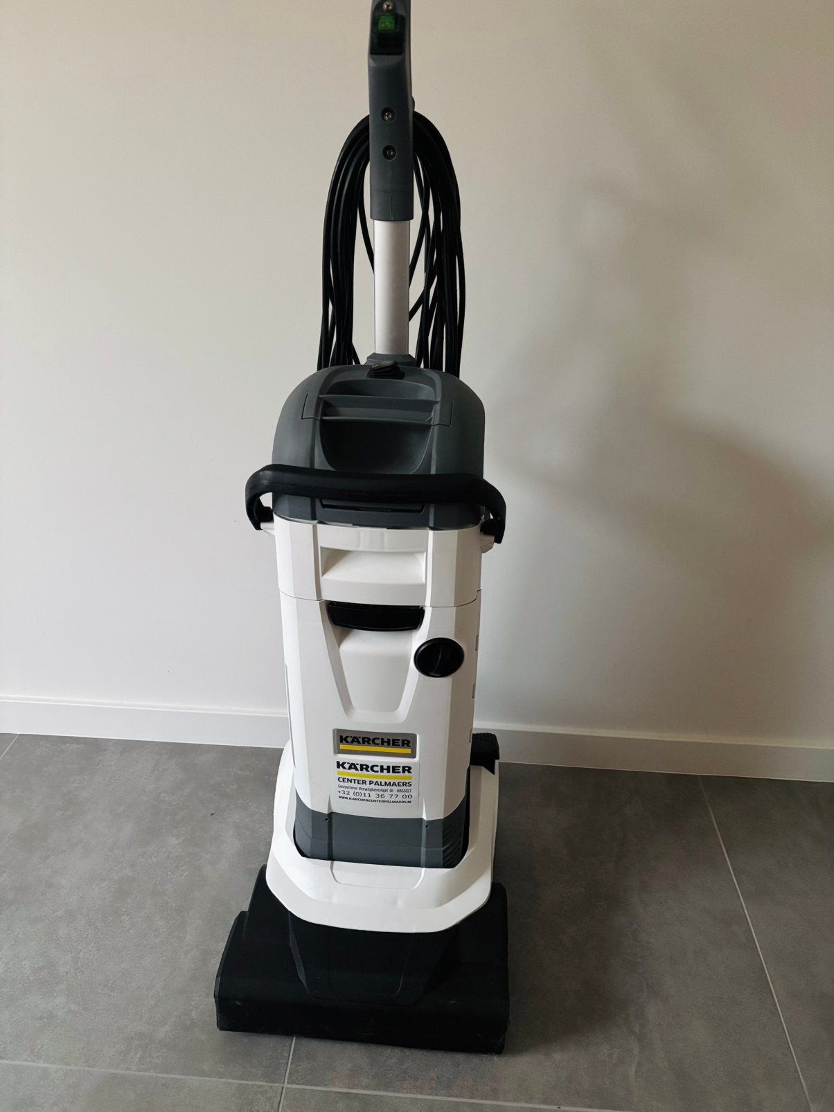 Kärcher BR 4.300 – Schrob-/zuigmachine – Zo goed als nieuw, Bricolage & Construction, Enlèvement, Comme neuf, Machine de nettoyage à brosse