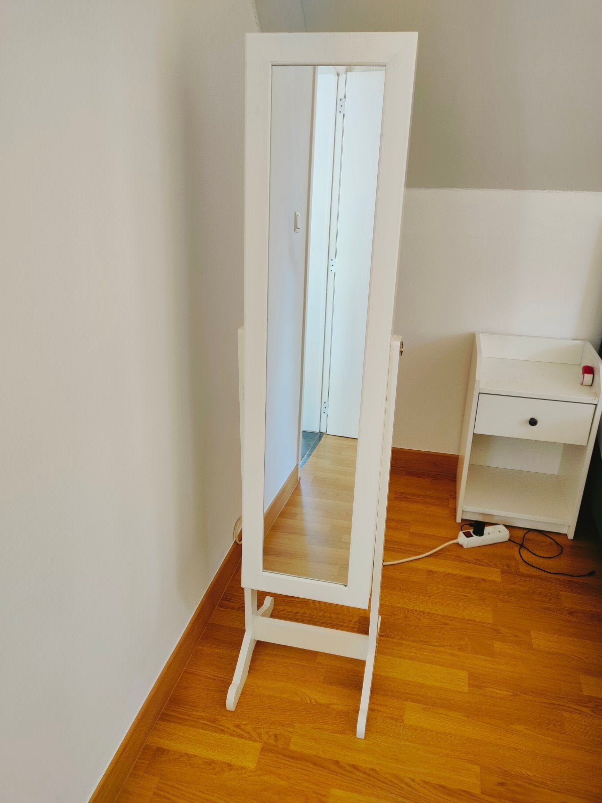 Vrijstaande sieraden kast, Huis en Inrichting, Ophalen