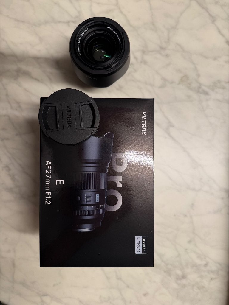 Viltrox AF 27mm f1.2 Sony E mount, Audio, Tv en Foto, Foto | Lenzen en Objectieven, Sony E-mount, Beschermhoes/tas, Sony, Verzenden