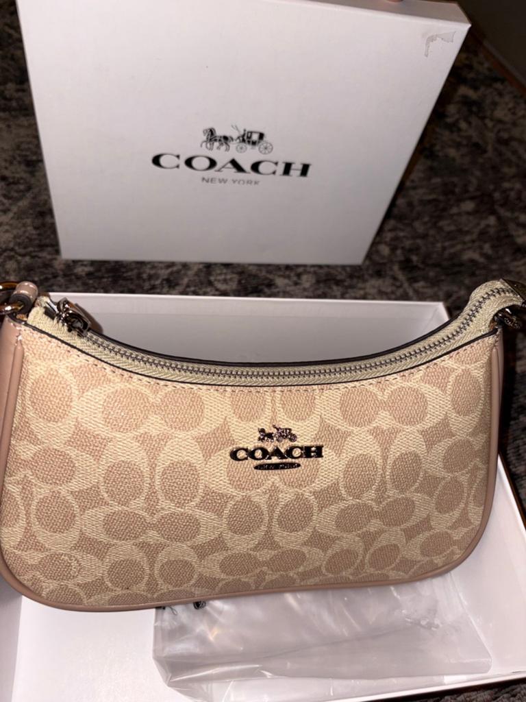 Créme Coach New york tas, Ophalen of Verzenden, Gebruikt, Beige, Schoudertasje