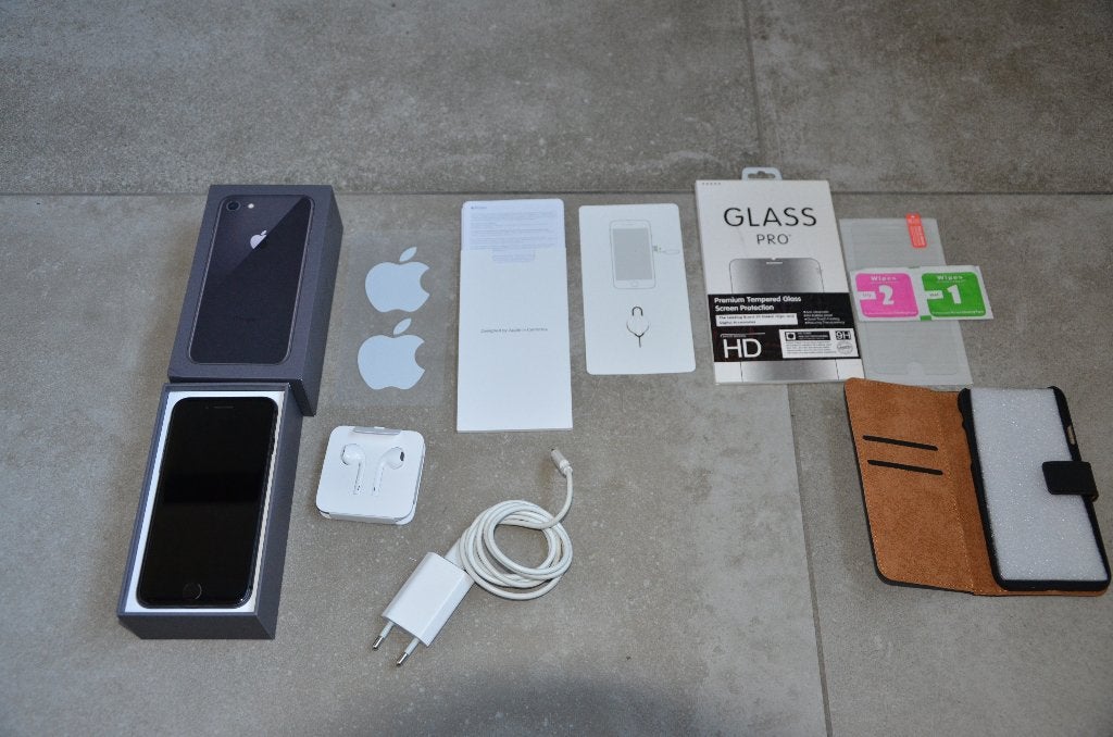 Apple-IPhone 8-64GB- GSM-- BLACK-en bon état complet, Télécoms, Téléphonie mobile | Apple iPhone, Enlèvement ou Envoi, Utilisé