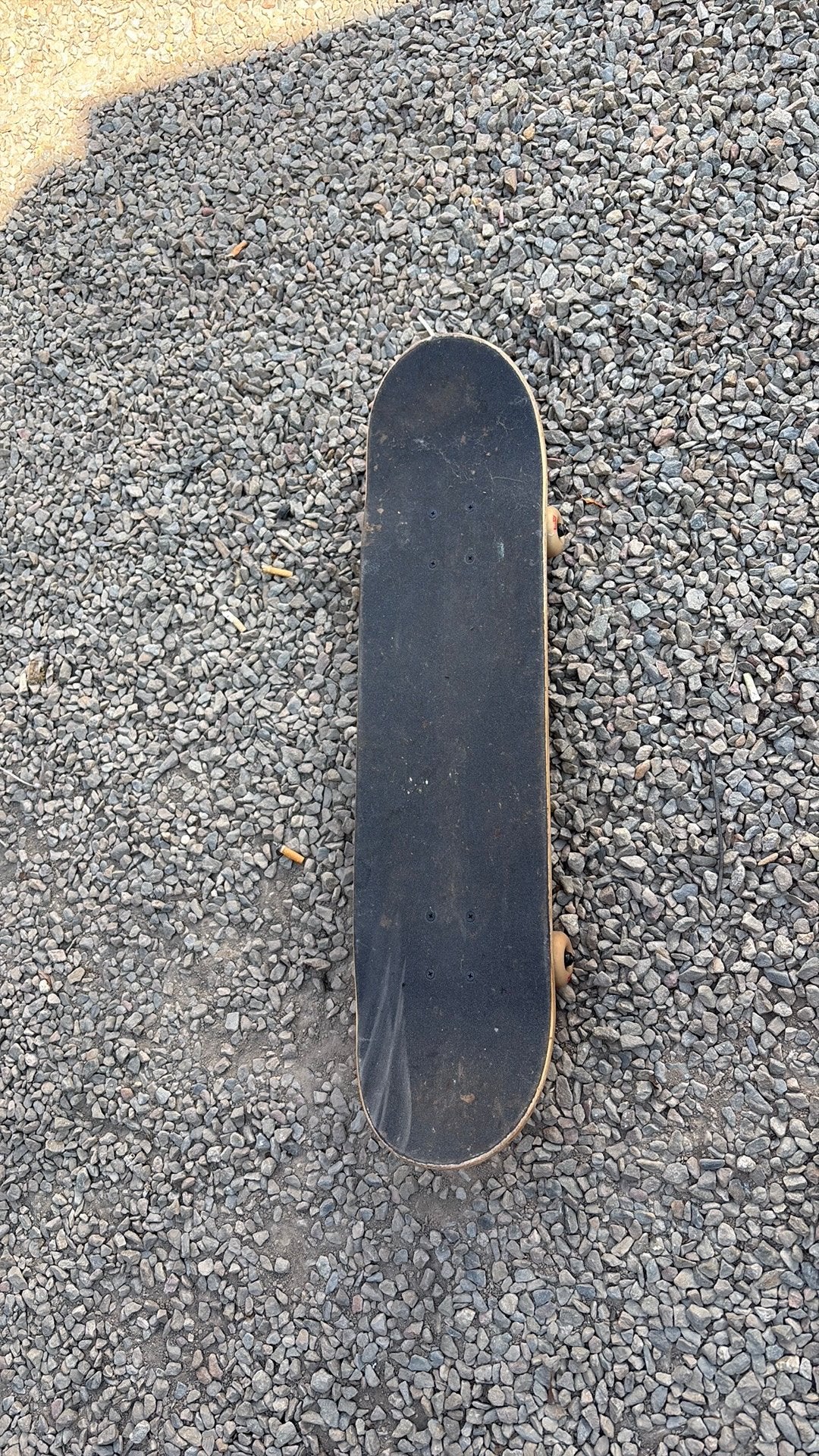 Skateboard globe, Sports & Fitness, Enlèvement, Utilisé, Skateboard