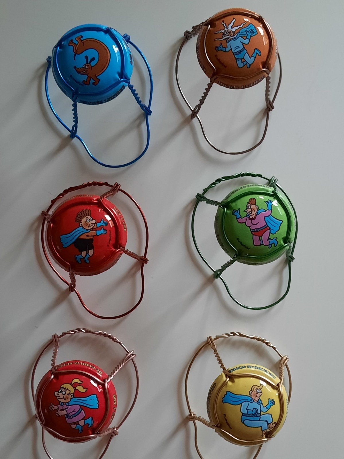 Champagnecapsules De familie Super Linthout Michel Littiere, Ophalen of Verzenden, Overige figuren, Nieuw, Overige typen