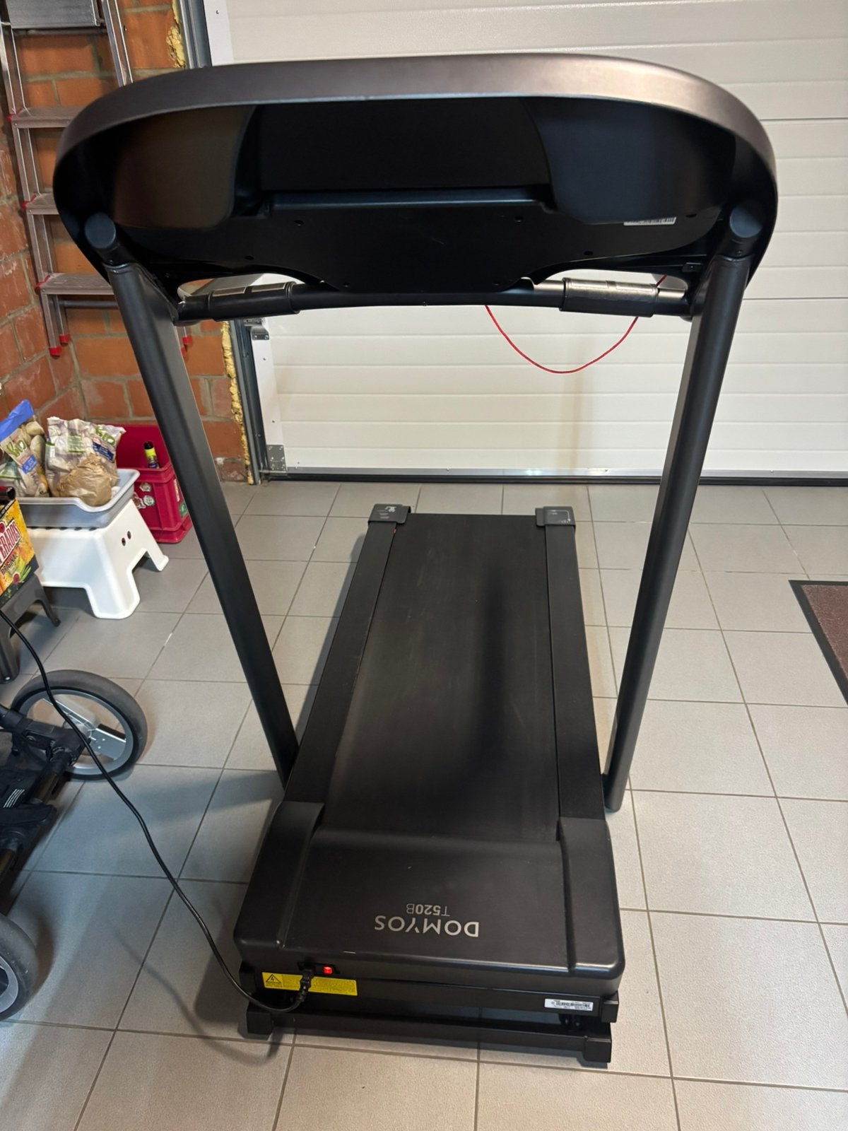 Loopband 1 jaar wegens gebrek aan plaats, Sport en Fitness, Fitnessapparatuur, Ophalen, Zo goed als nieuw, Loopband