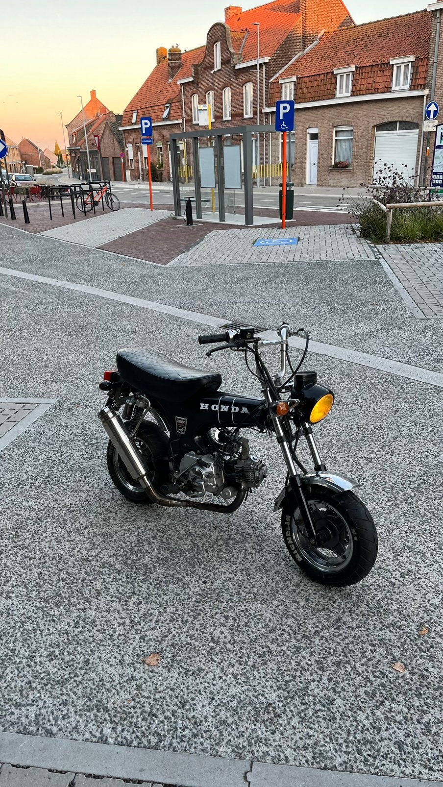 Skyteam DAX 50cc B klasse, Fietsen en Brommers, Ophalen, Overige modellen, 49 cc, 4 versnellingen