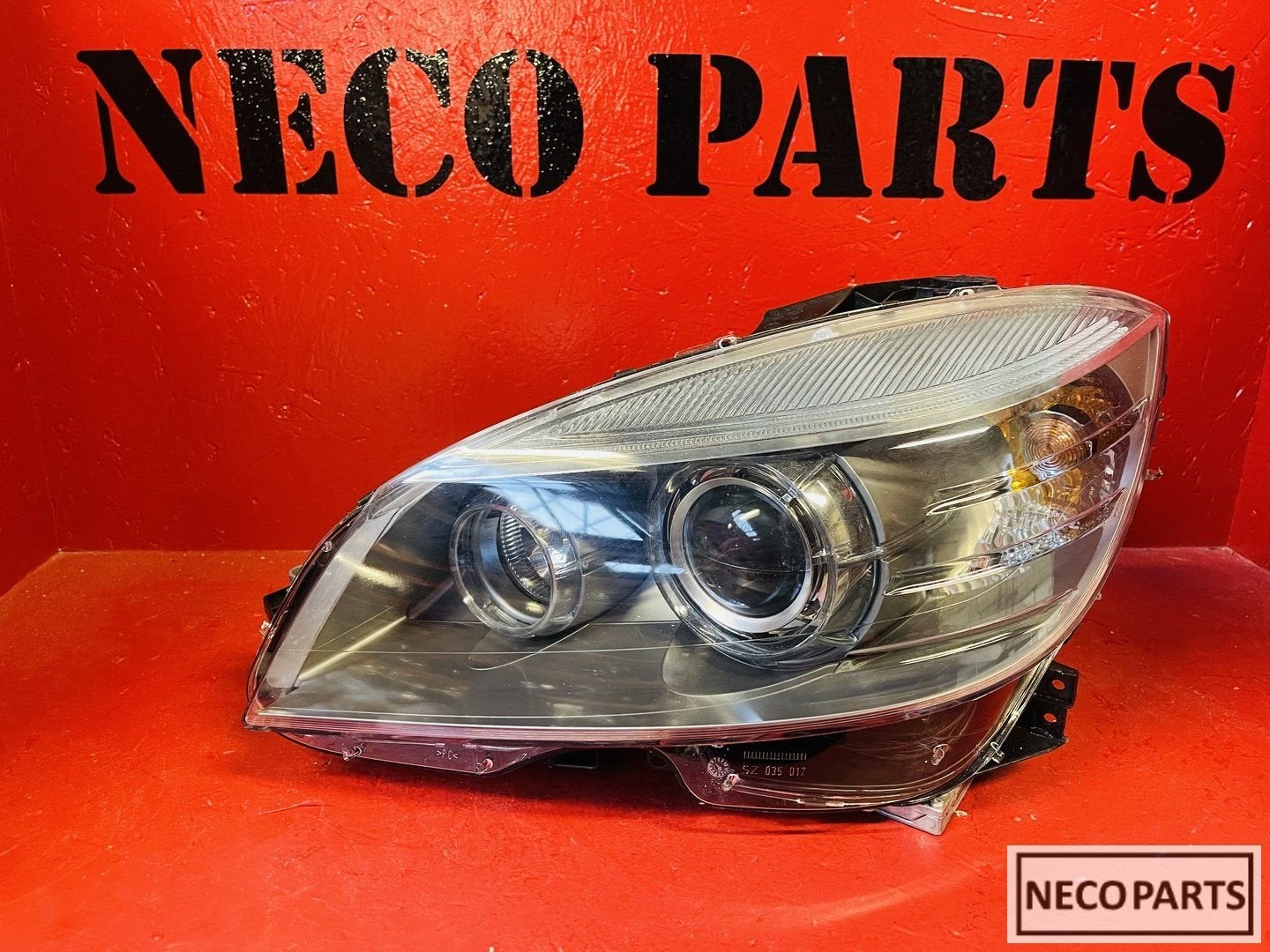 C KLASSE W204 C63 AMG XENON KOPLAMP LINKS A2048208059, Gebruikt, -, Ophalen of Verzenden, -