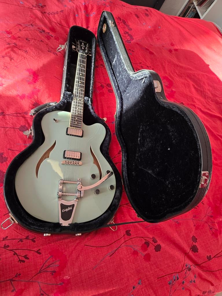 Höfner Verythin Single Cutaway elektrische gitaar, l, Musique & Instruments, Enlèvement