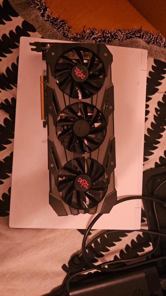 Red Devil Rx 5700 xt, Informatique & Logiciels, Cartes vidéo, Enlèvement ou Envoi, Comme neuf, AMD, HDMI