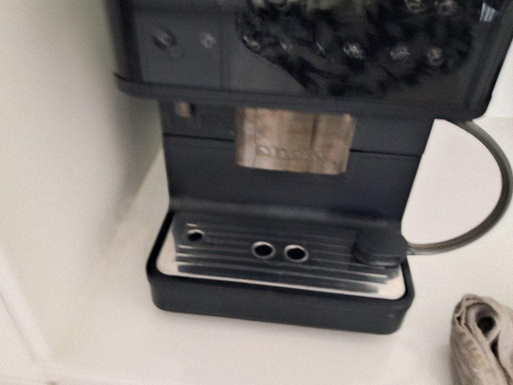 Miele koffiemachine, Elektronische apparatuur, Ophalen, Koffiemachine, Zo goed als nieuw, Afneembaar waterreservoir