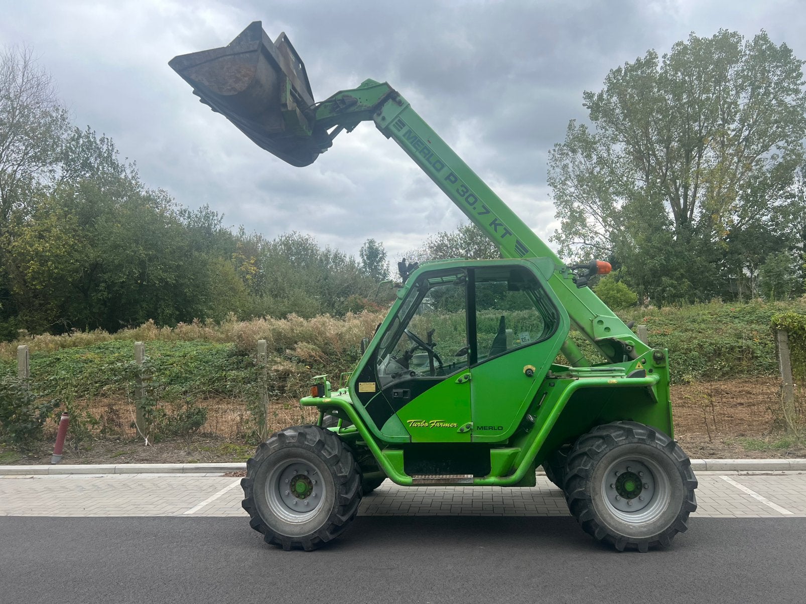 Merlo P30.7 met schepbak en vorken 7000h, Enlèvement, Chariot télescopique