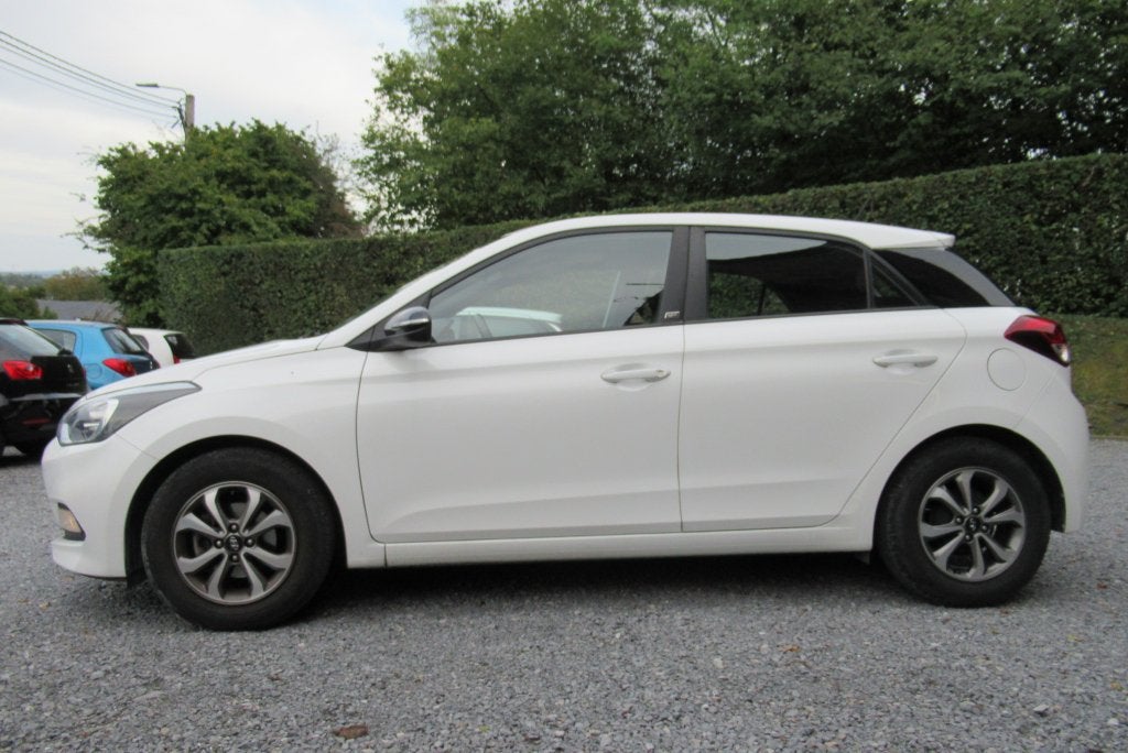 Hyndaï I20 48.000km 1er proprio carnet !!, Autos, Achat, Euro 6, Entreprise, Boîte manuelle