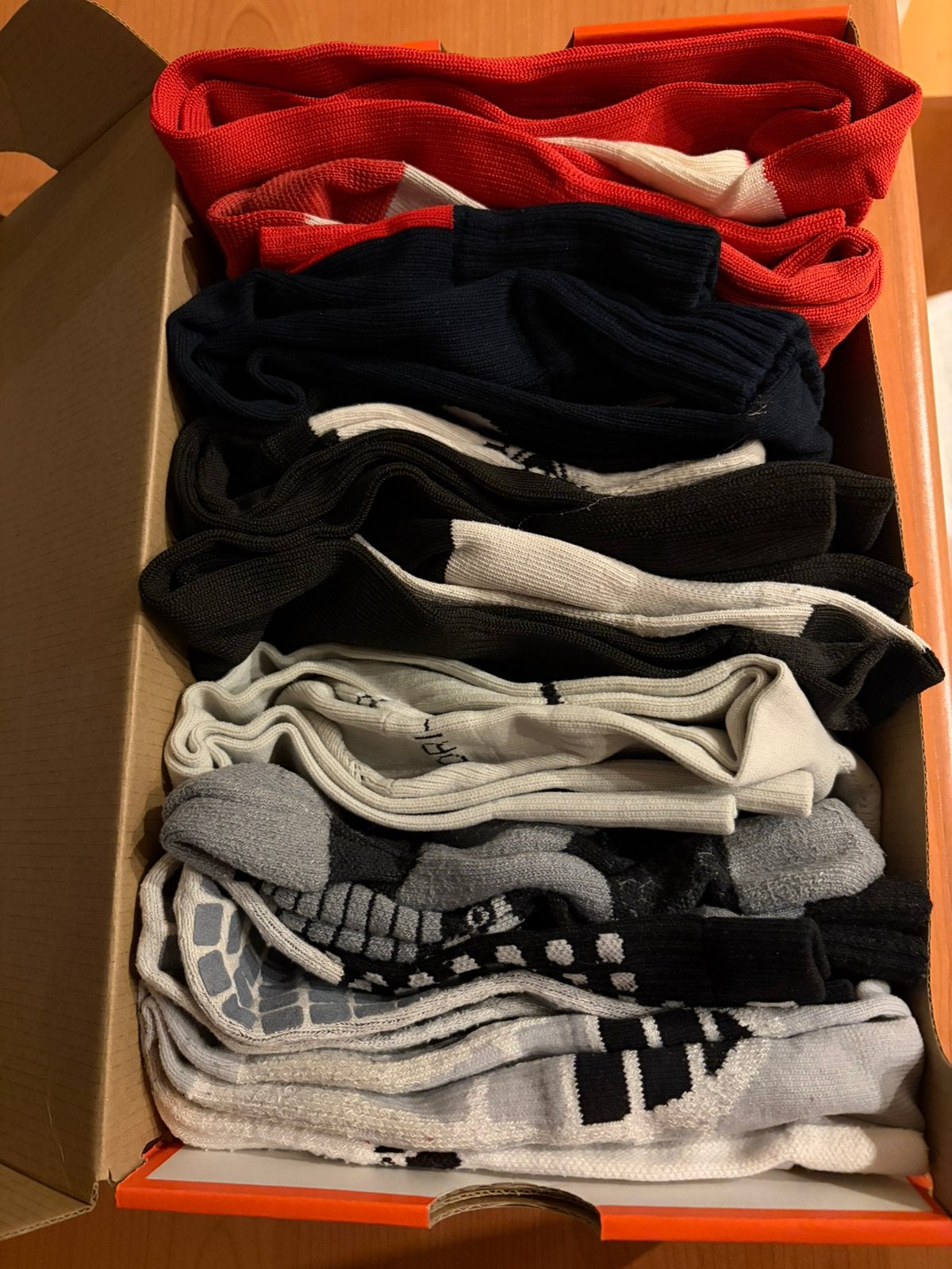 Sportsokken lang of kort  maat 40-42, Vêtements | Hommes, Chaussettes & Bas, Enlèvement ou Envoi, Comme neuf