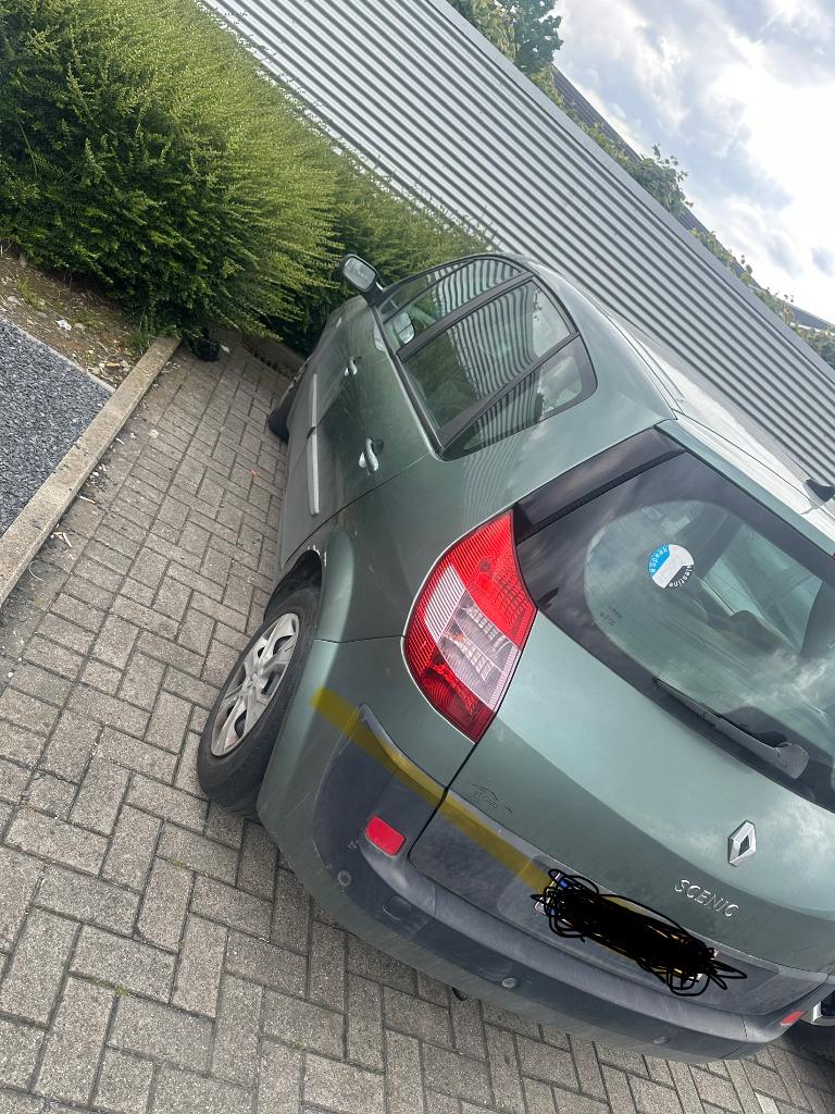 Renault Mégane Scénic 1.6 16V, Auto's, Stof, Radio, Particulier, Euro 4
