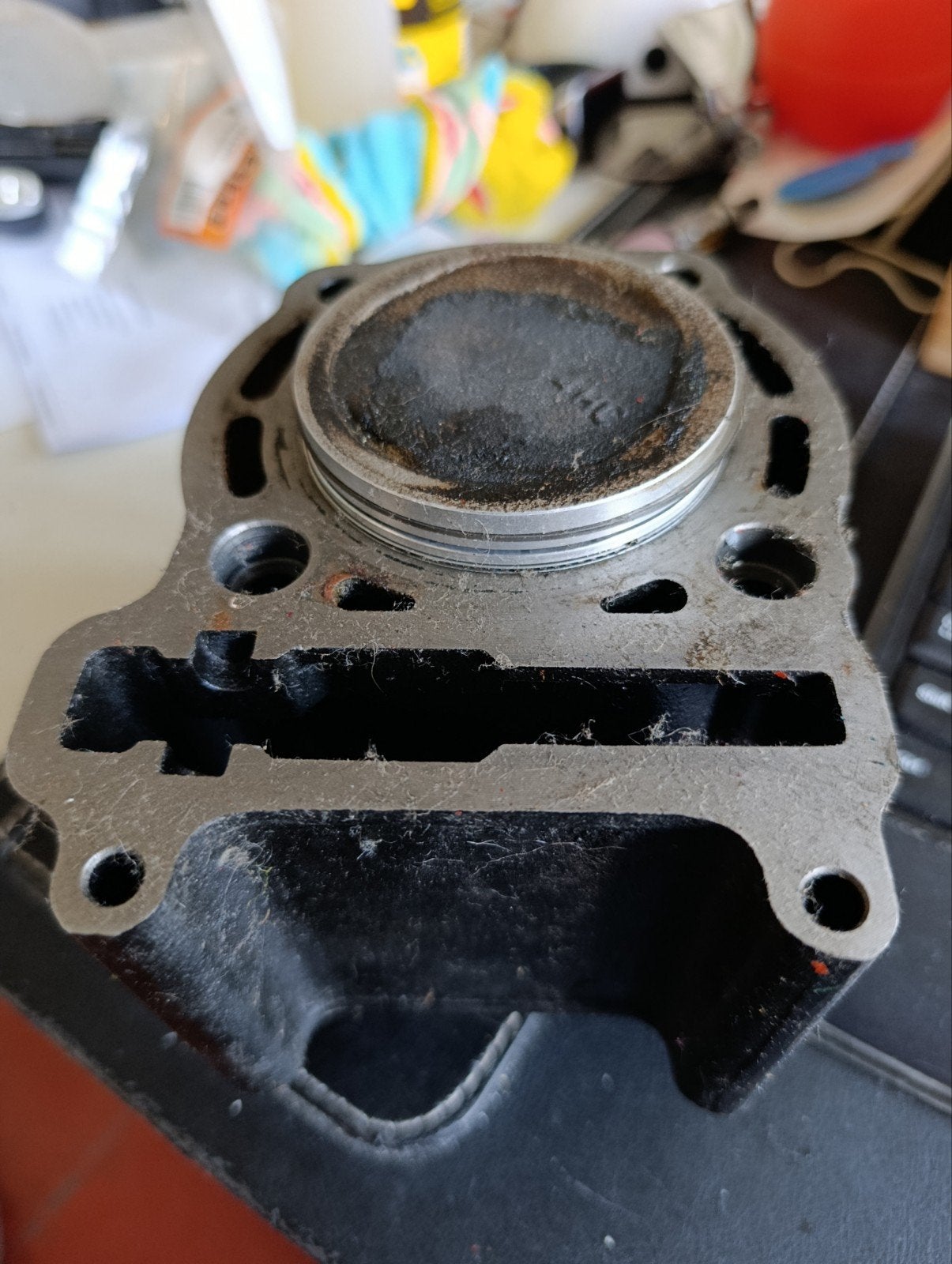 Cylindre et piston Majesty 250, Motoren