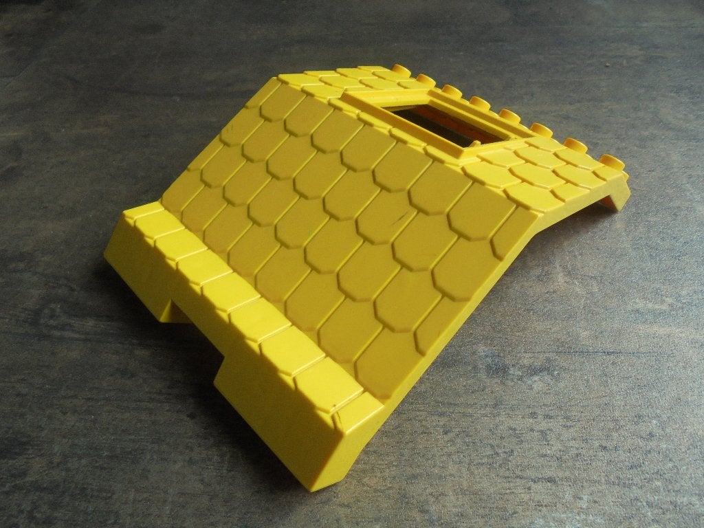 Lego Duplo Roof Sloped 8x8x6 with 3x3 Opening (zie foto's), Enfants & Bébés, Jouets | Duplo & Lego, Enlèvement ou Envoi, Utilisé