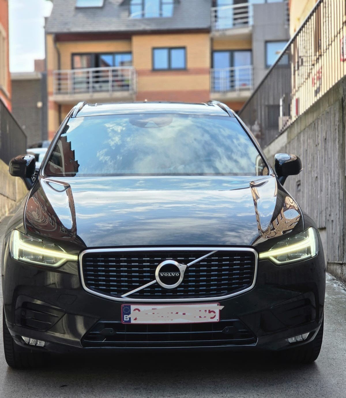 VOLVO XC60 R-DESIGN 115.000 KM 03/2020, Auto's, Volvo, Bedrijf, XC60, Diesel