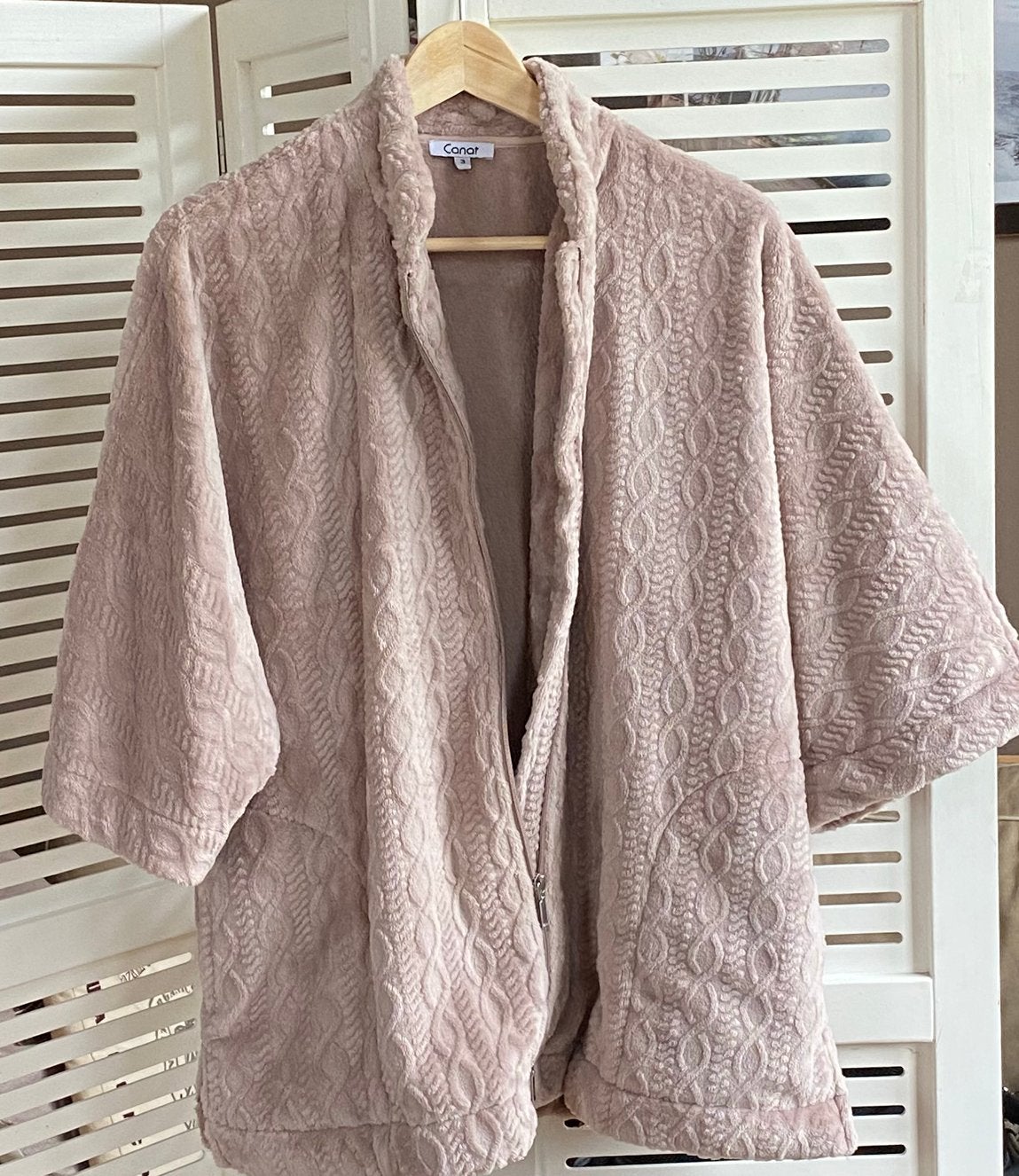 Mooie lounge cardigan Canat dames maat XL-XXL, Kleding | Dames, Verzenden, Zo goed als nieuw, Maat 46/48 (XL) of groter