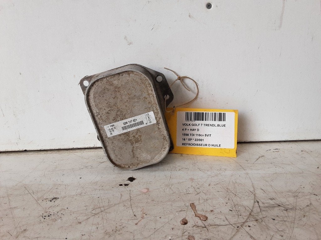 OLIEKOELER Volkswagen Golf VII (AUA) (03N117021), Gebruikt, Volkswagen