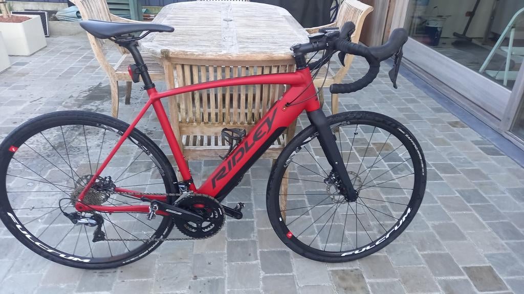 Cours de vélo électrique comme neuf, Enlèvement