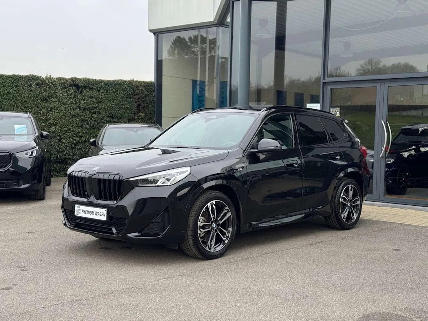 BMW X1 sDrive18i M Sport / PANODAK / TREKHAAK / DODE HOEK, Gebruikt, Zwart, 136 pk, 1 kg