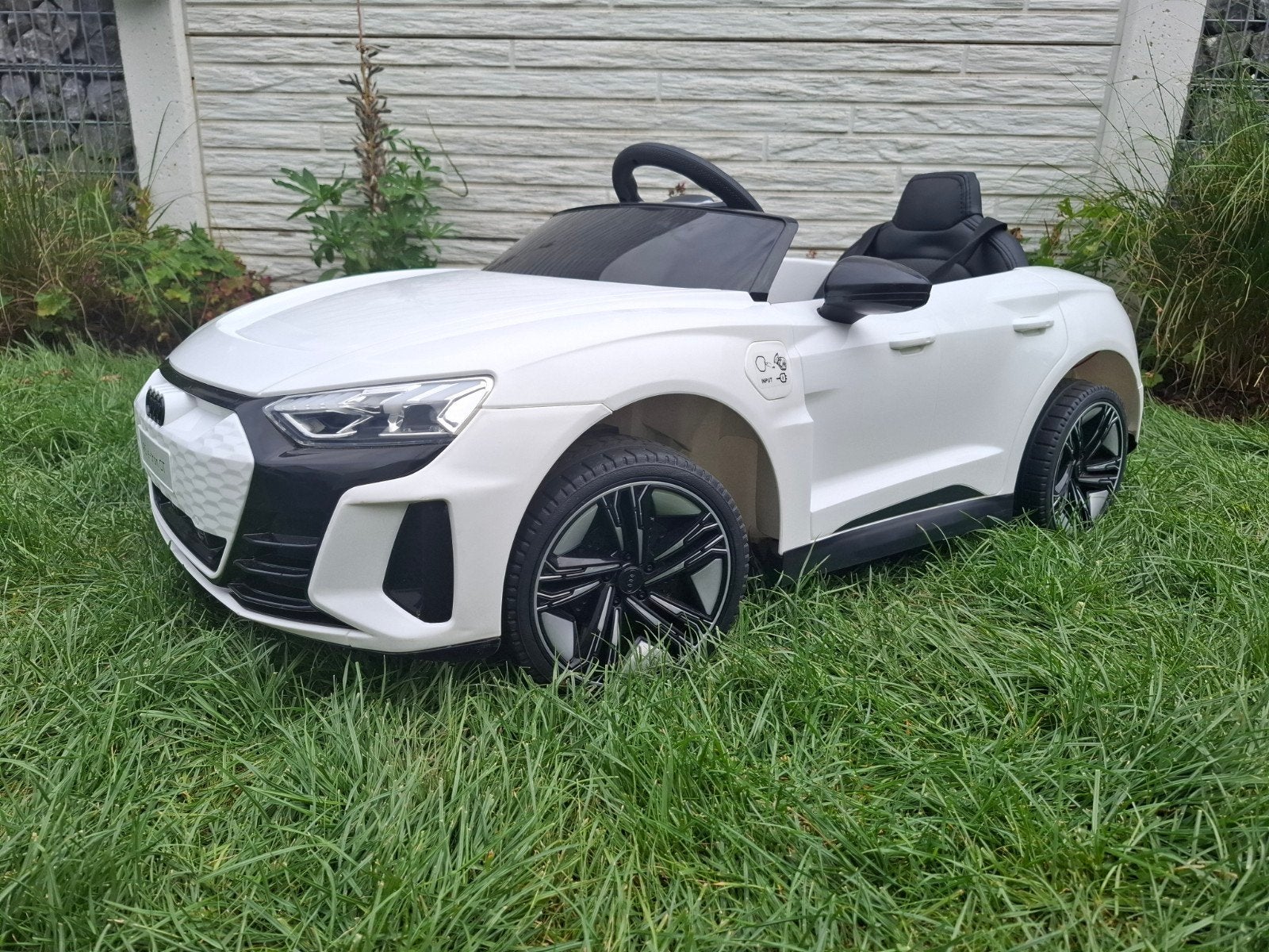 prachtige audi RS e-tron GT elektrische kinderauto, Enfants & Bébés, Jouets | Extérieur | Véhicules à batterie, Enlèvement, Comme neuf