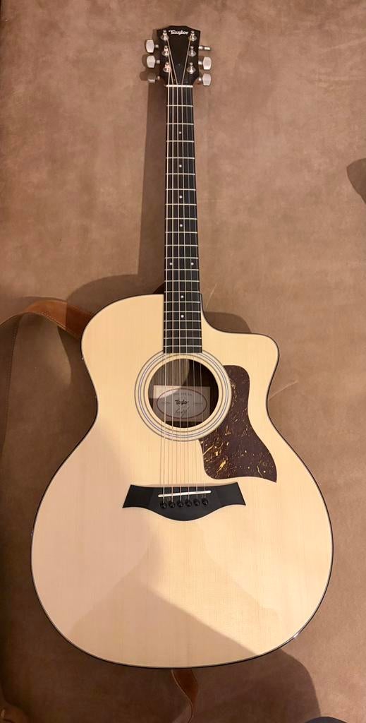 Guitare acoustique taylor 214ce plus, Musique & Instruments, Enlèvement, Comme neuf