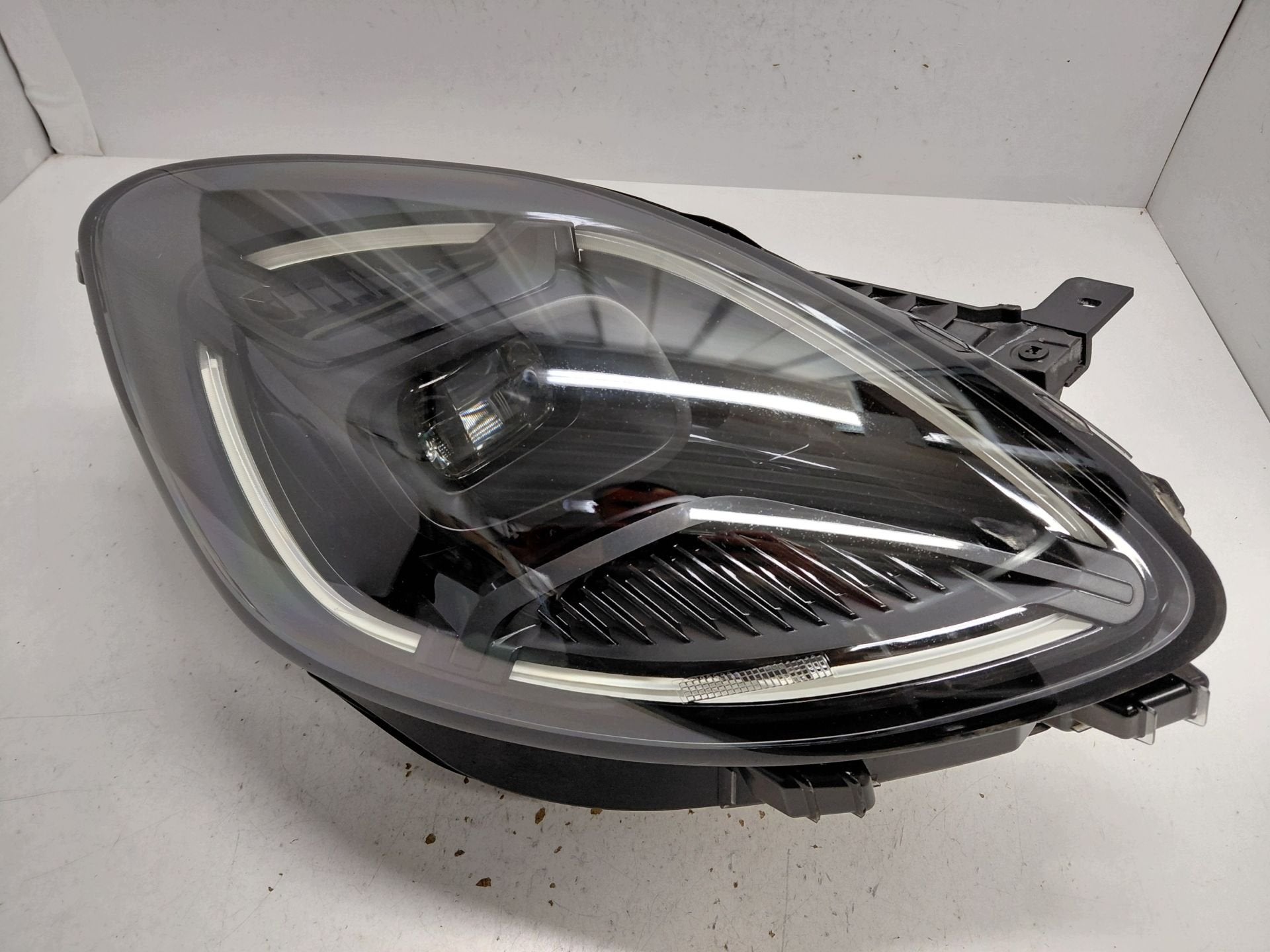Ford Puma Koplamp Rechts R1TB-13E014-AB, Gebruikt, Info@ford.com, Ford, Ford Motor Company