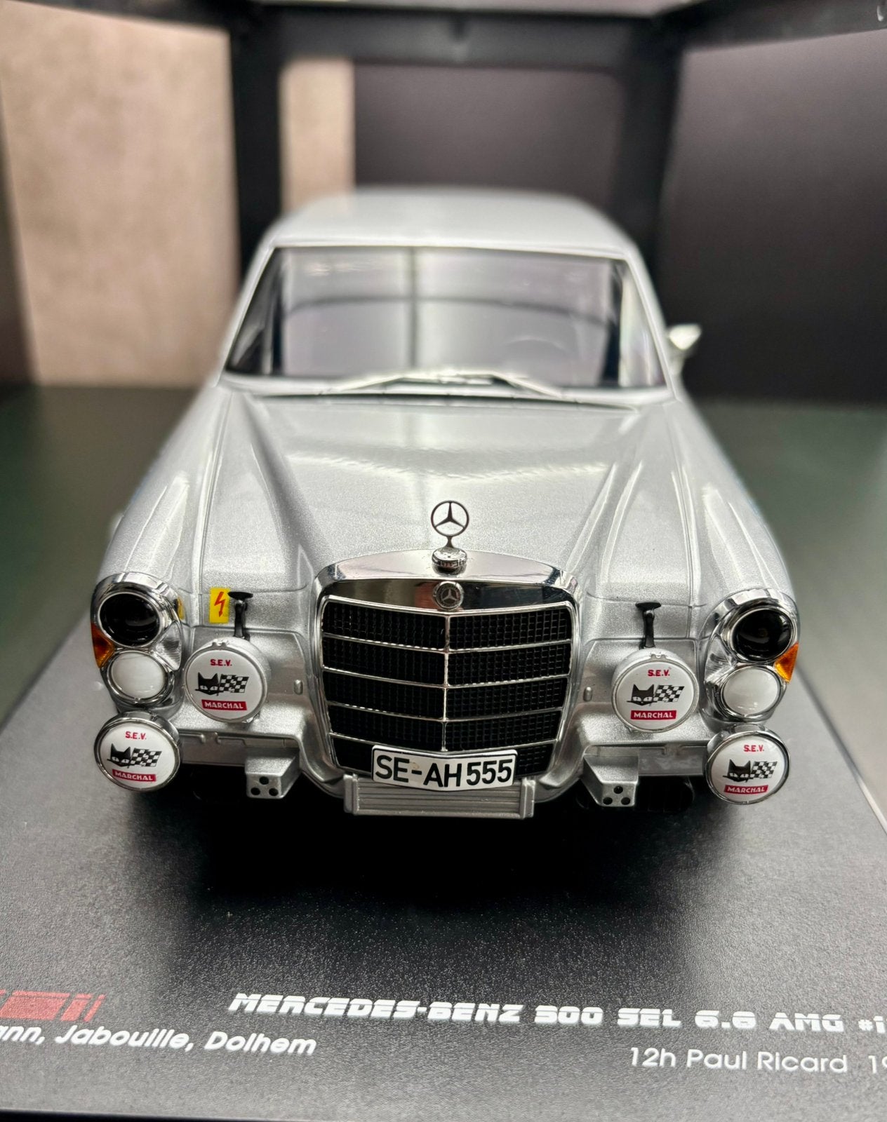 1:18 Mercedes-Benz AMG 300 SEL 6,8 12h Paul Richard 1971, Enlèvement ou Envoi, Comme neuf